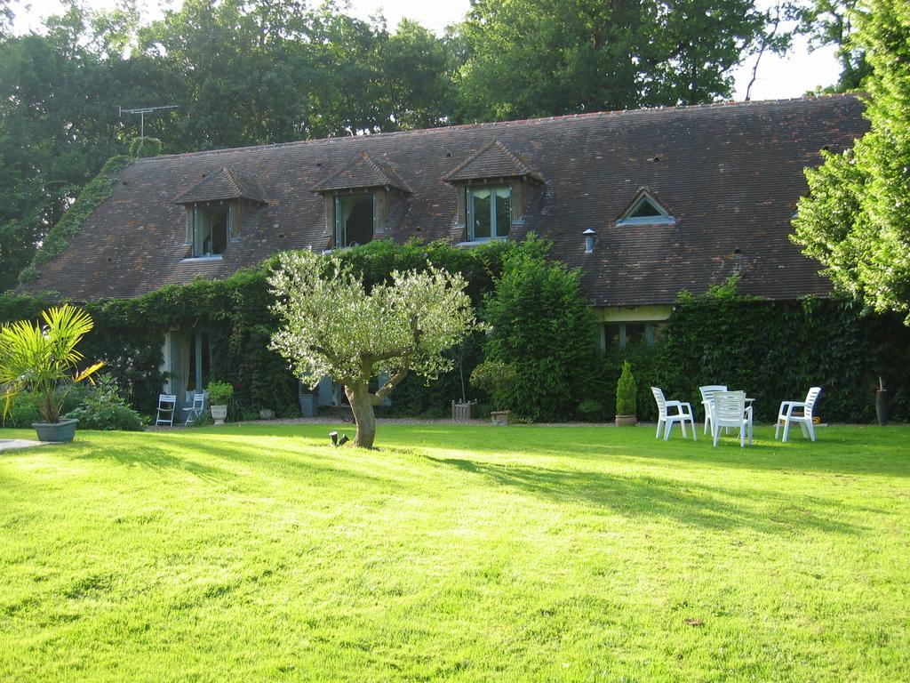 Bed and Breakfast Logis De La Paqueraie Saint-Branchs Экстерьер фото