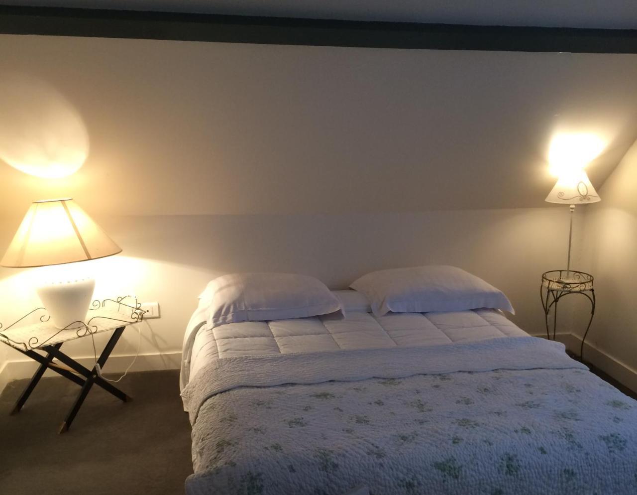 Bed and Breakfast Logis De La Paqueraie Saint-Branchs Экстерьер фото